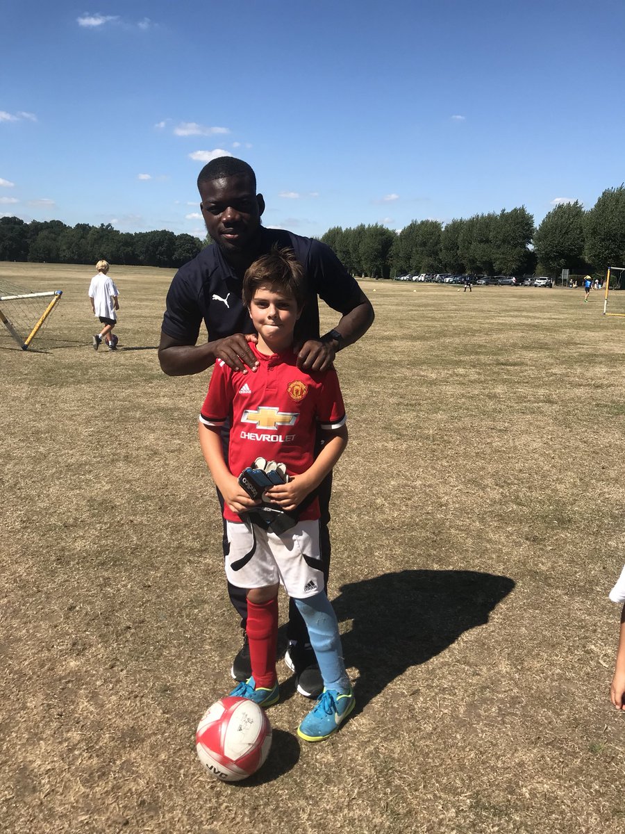 AFCW_Foundation's tweet photo. A fantastic afternoon football with Deji and Tom, kids had a great time playing and asking questions before picture and autograph signing @AFCWimbledon @DejiOshilaja #playervisits #clubtogether #community @EFL #wimbledonpark #holidaycourse https://t.co/9wxSZx2a7R