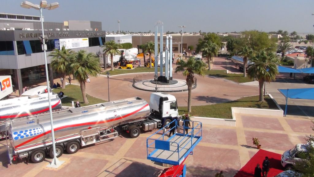 Supporting the Delivery of #Vision2030. The Policy, commercial and technical hub for the KSA's #Logistics and #Transport community.
Discover more on buff.ly/2LzgP1o