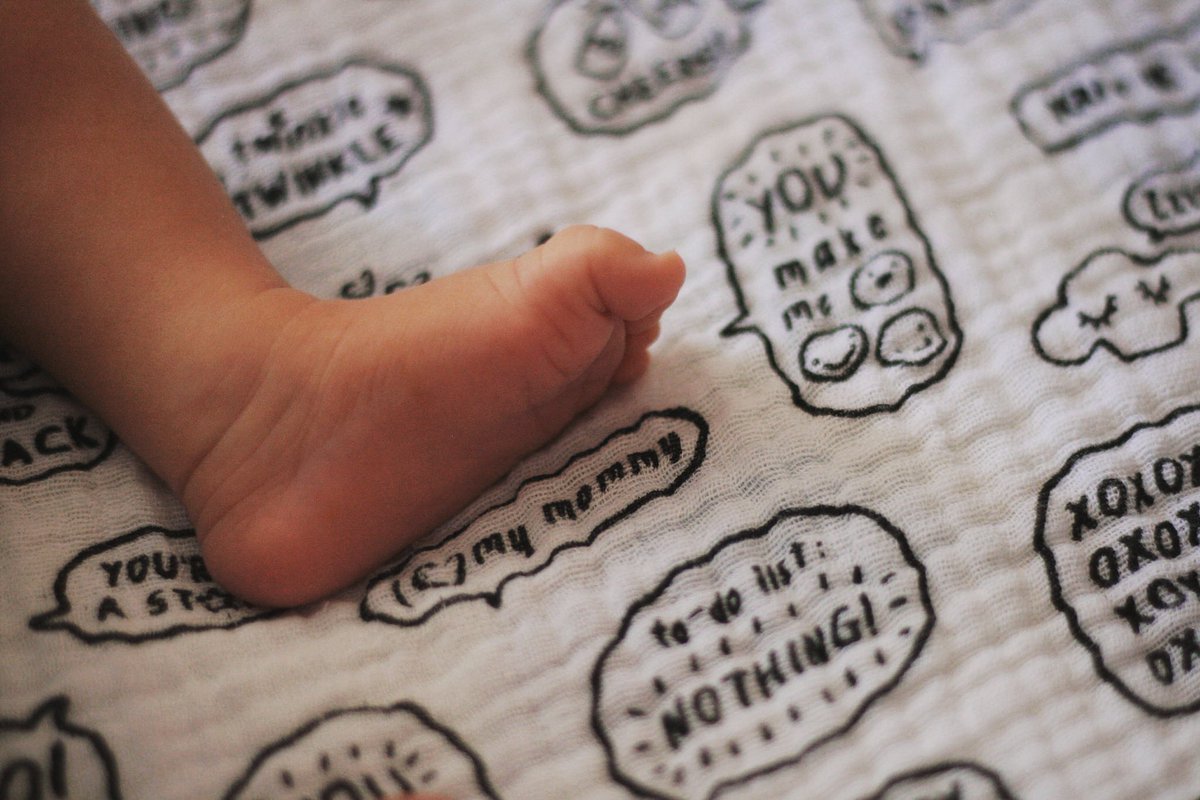 Blog et réseaux sociaux un peu en suspens ces temps ci, on vient d'accueillir un futur petit voyageur, ça demande du temps pour lui faire apprécier le monde qui l'entoure ❤️😍😋

#newborn #family #happy #feet #baby