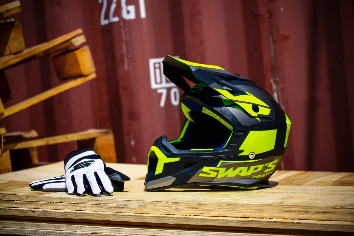 sifamgrp's tweet photo. Motocross lover, THIS IS FOR YOU ! 😎 #SwapsIndustry #comingsoon

#sifam #supermoto #motocrosslife #rider #motorcycle #motocross #motocrosslover #motorcycles #riderlife #offroad #motorcyclelife #helmets #gloves #sline #fuelyourspirit https://t.co/cH2q7HnHio