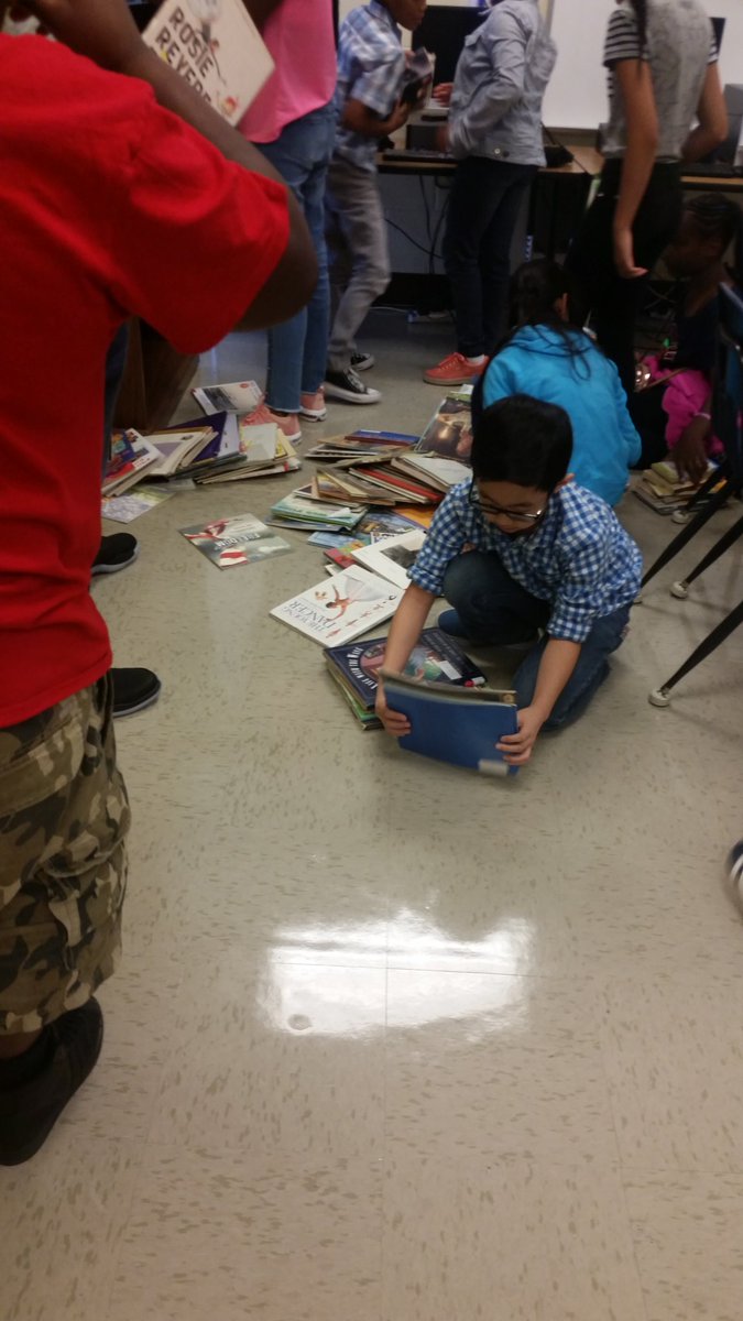 Day two.  Allowing students to organize their own classroom library. I'm just observing even if i have a better  idea I remain quiet. #itbelongstothem #Encourage creativity #Encouragereading #Teamwork #Problemsolve #Ownership #Accountability #HuskyChat