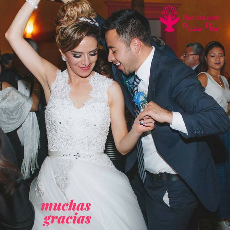 PlazaRealSCLC's tweet photo. Estamos comprometidos a lograr que tus sueños se hagan realidad...

Lupita y Cosme el mejor ejemplo del amor verdadero, gracias por dejarnos ser parte de su historia de amor.

Plaza Real Creando momentos mágicos... https://t.co/ZbrkkgpiY3