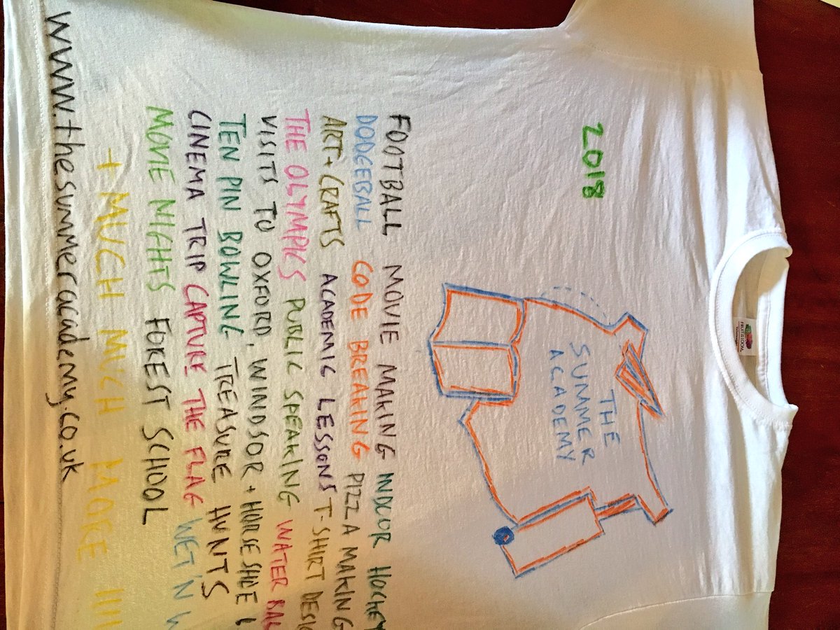 SummerAcademyUK's tweet image. Some epic #arts and #tshirtmaking @SummerAcademyUK this afternoon! Some budding young #artists amongst the 2018 group! #thesummeracademy2018