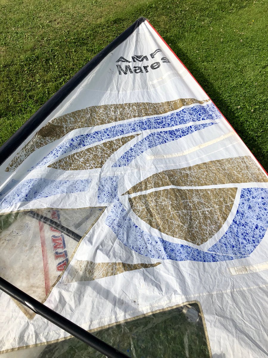 malmsten66's tweet photo. Då har man satt ihop grejerna och kört en torrsurfing, nu bara tillsätta vatten så ska det ordna upp sig.
#livetinorr
#vindsurfing https://t.co/xnLu1KFRrb