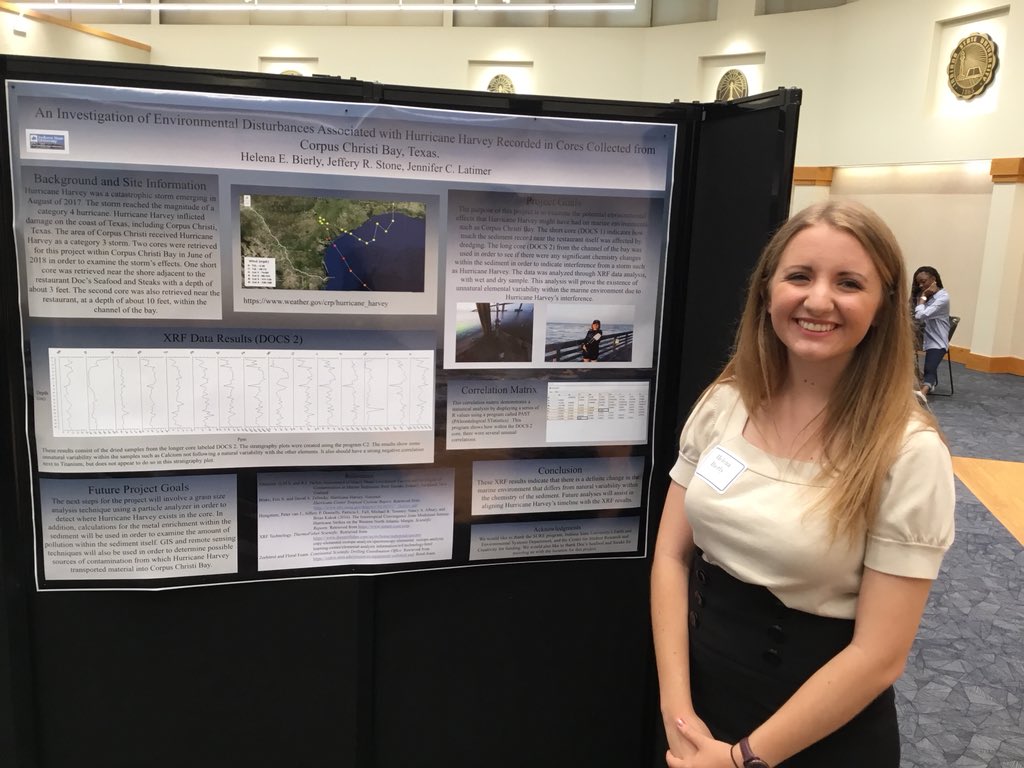 indstateSURE's tweet photo. SURE Symposium starts now! HMSU - Dede I. Free food and science talk from our #SUREProgram last installment for the year. Come talk with our students about their #UndergraduateResearch #IndianaState @EESatISU @DiatomsATTACK https://t.co/jsBHpsGZib