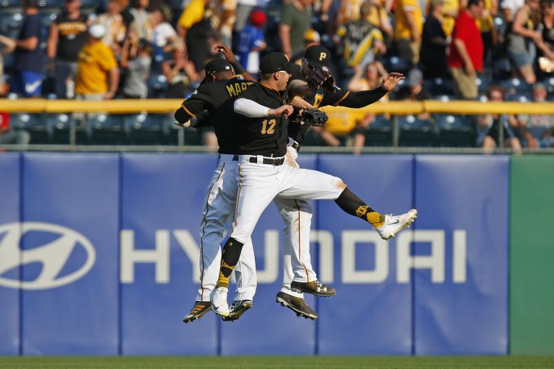 San Francisco Giants:
⚪️ Contender
🔘 Pretender 

Pittsburgh Pirates:
🔘 Contender
⚪️ Pretender

With 2 months to go, which MLB teams are still in the playoff race? bit.ly/2LXz04d