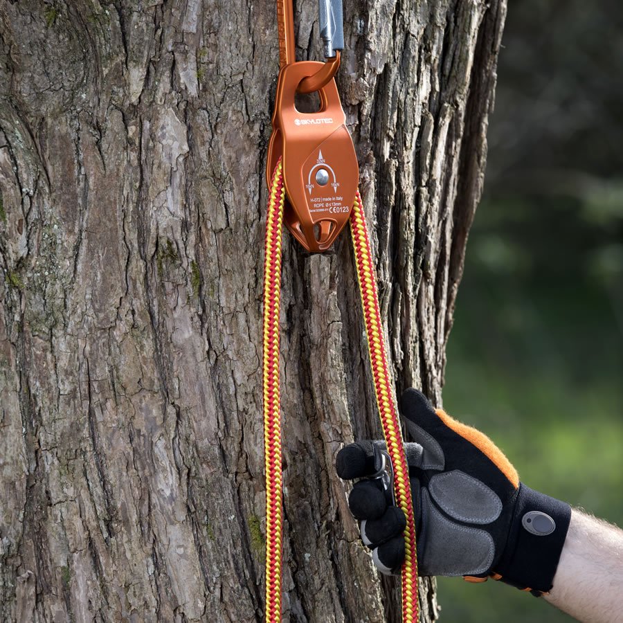 DrayserLTDA's tweet photo. SKYLOTEC Ringo este pequeño dispositivo ascendente personal es una ayuda perfecta para el ascenso de la cuerda de tracción.
Proporciona mayor agarre y resistencia durante el arrastre para obtener máxima eficiencia.
Drayser Importadores Exclusivos de Marcas Reconocidas https://t.co/EVswa8Y9Pn