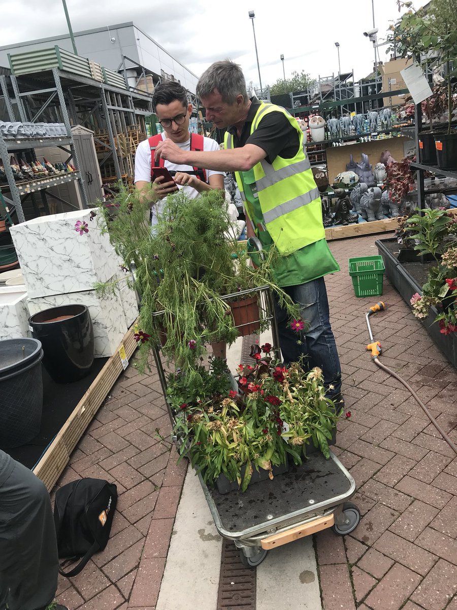 Team10_NCS18's tweet photo. A massive thank you to @Homebase_uk @Homebase_help for donating some lovely flowers for Team 10 to plant in our flower beds! #helpful #thankyou #altrincham #team10 #teamwork @OurAltrincham @altrinchamhq @Altrinchamduck @AltyMatters @meandmymates1 @AltrinchamBID https://t.co/8QzBrRAevu