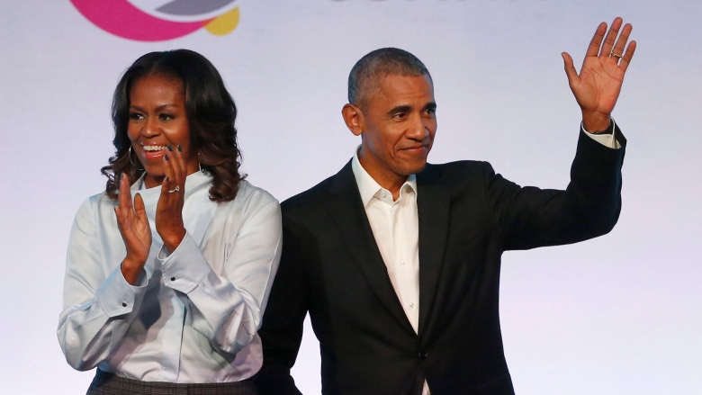 DavidLeavitt's tweet photo. Retweet if you remember when we had a president and First Lady you were proud of #ThursdayThoughts https://t.co/2b2IcpF0E2