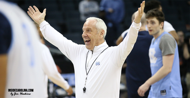 InsideCarolina's tweet photo. Roy Williams Court.

"I love this place... I've tried every day to give everything I could to make the Carolina Basketball program better. 

#UNC to name the Smith Center Floor after head coach Roy Williams: https://t.co/raThZF1aHZ https://t.co/Uh7GY8Amoc