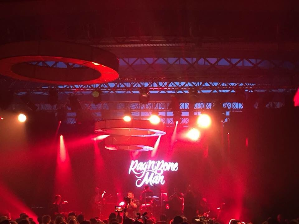 #ThrowbackThursday to this exclusive project, launching of the new Marriott Reward Programme at St Pancreas for our client. #eventproduction #ragnboneman #liveevents