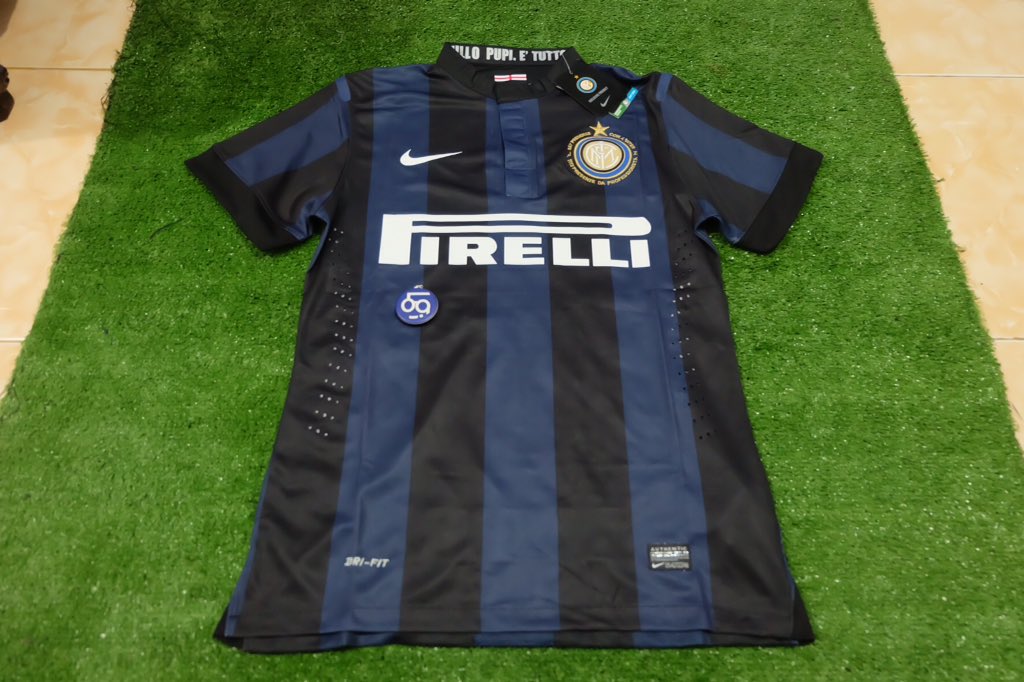 Jersey JZ4EVER masih ada nih
Size S,M,L,XL

Whatsapp: 089649982959