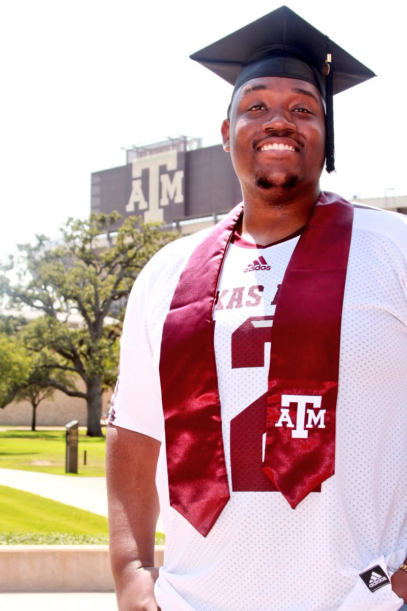 D_Barnes321's tweet photo. August 10th @ 2 p.m. ya boy will be graduating from THE Texas A&amp;M University. Whoop!! 👍🏾 https://t.co/Ahco99rdqQ