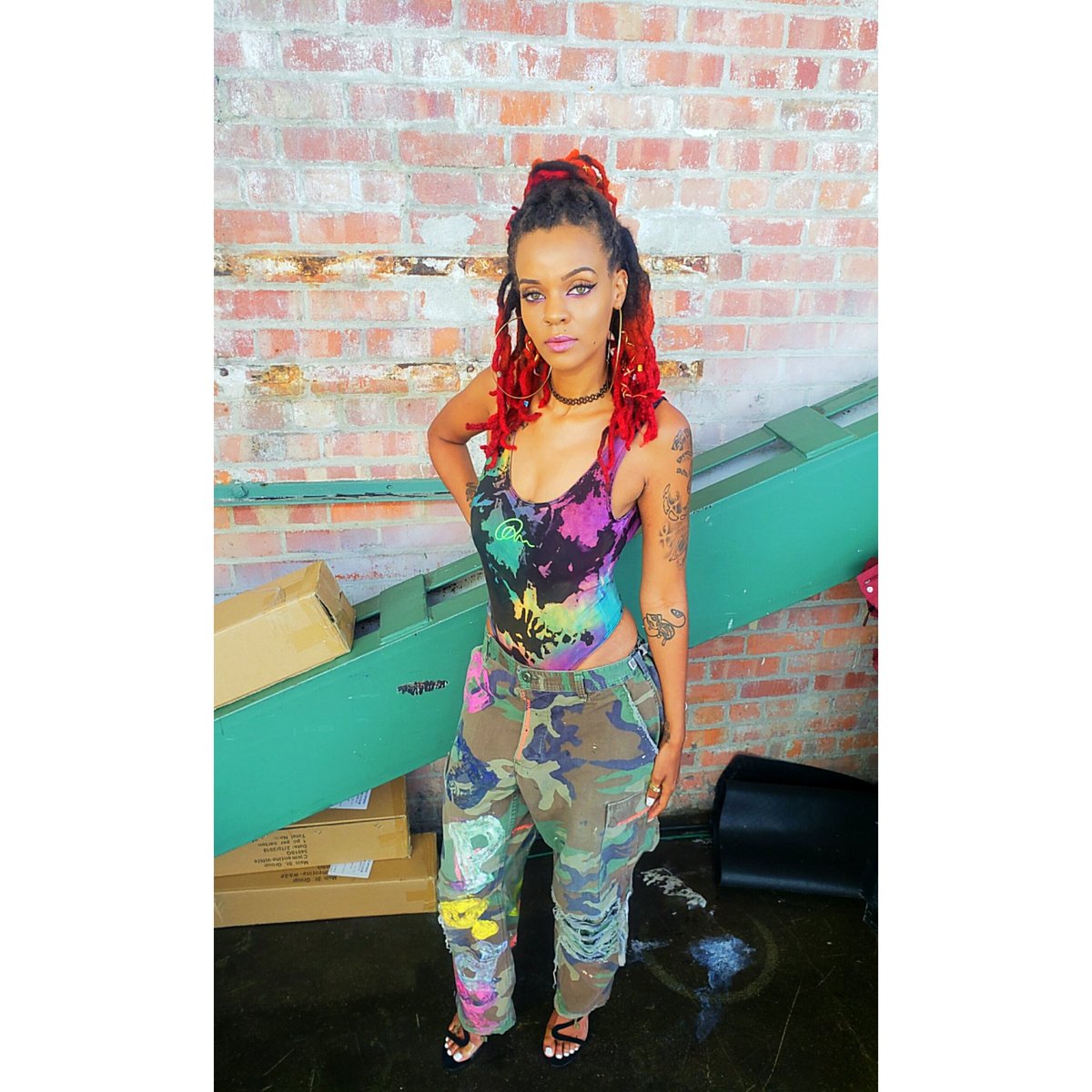 TaiChalla's tweet photo. And I got a colorful aura
Like I got neon guts 🤘🏽🔥 #trapathon https://t.co/O1vUoOCKcj