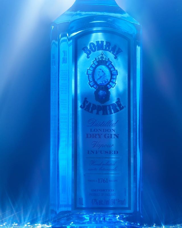 z_plusss's tweet image. Excited to share our latest collaboration with @BombaySapphireUS, inspired by the creativity &amp;amp; whimsy of the 1980s.

#BombaySapphirePartner #BombaySapphire #StillLife #CloseUp ift.tt/2OEHg7J