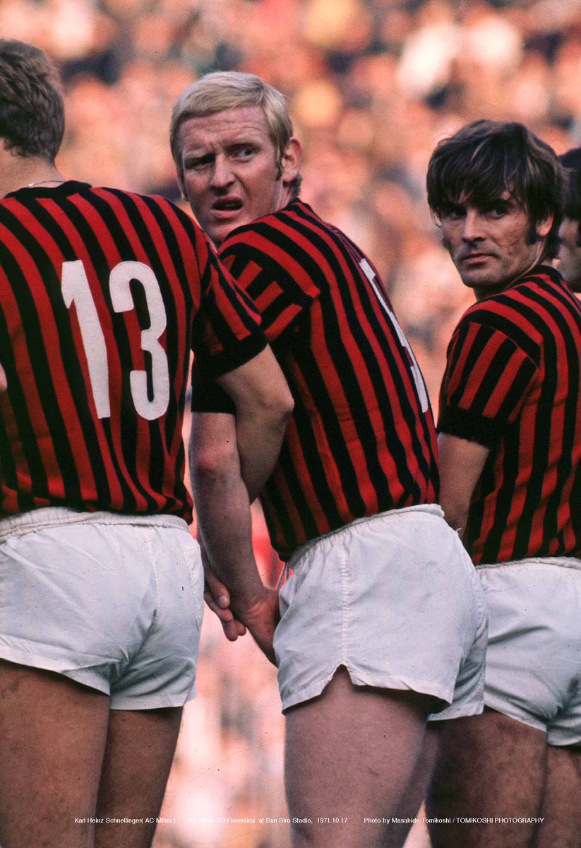 Simon Kjaer of Ac Milan in action during the Serie A match beetween Ac Milan  and Acf Fiorentina. Ac Milan wins 2-0 over Acf Fiorentina Stock Photo -  Alamy, image size:823x1200