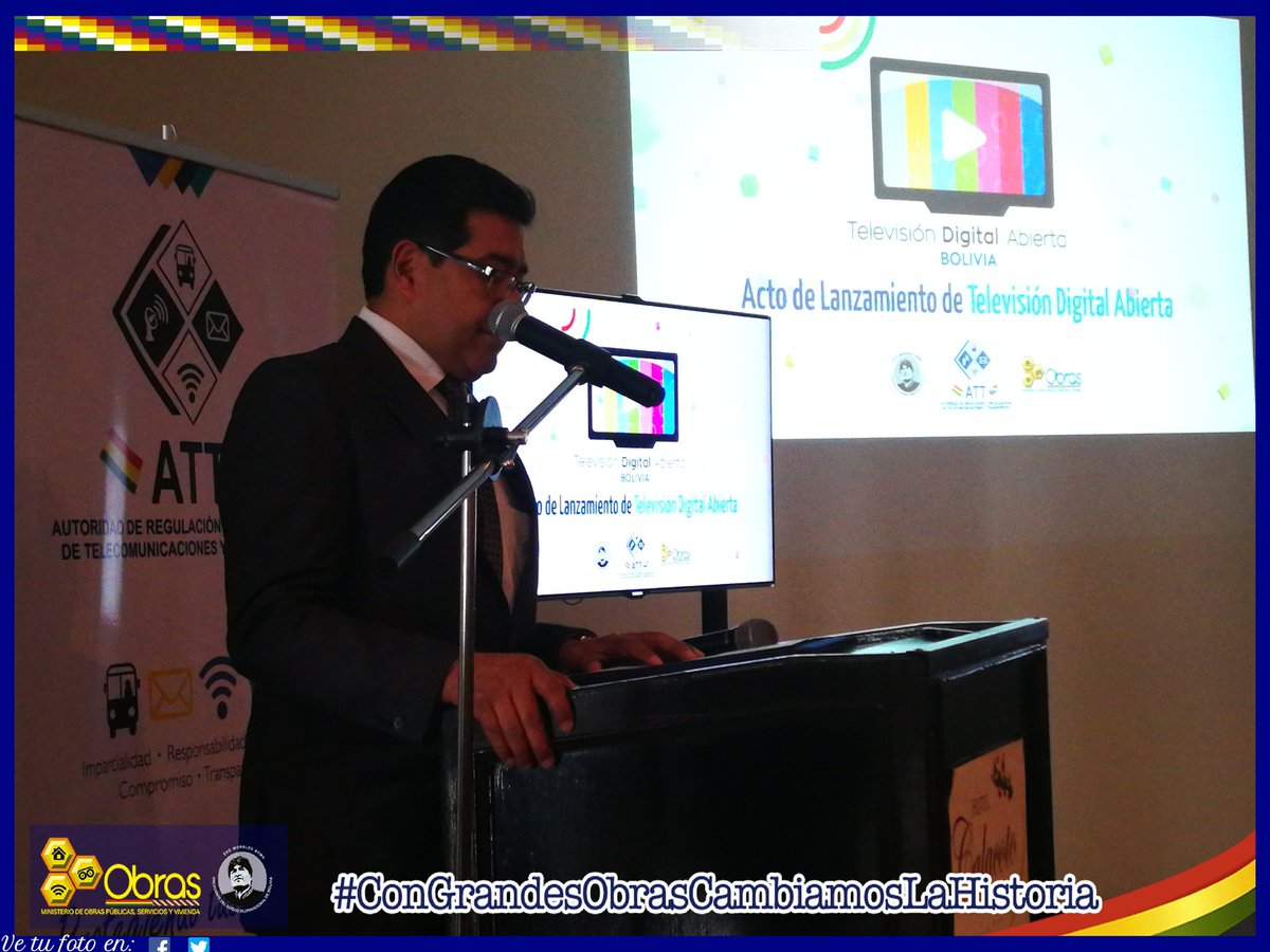 mopsv_Bolivia's tweet photo. #Ahora
Durante el evento "Acto de lanzamiento de la Televisión Digital Abierta" Viceministro de Telecomunicaciones @guspozo1 expresa su agradecimiento a las operadoras de televisión por el esfuerzo realizado en beneficio de todos los bolivianos.
#TDABolivia https://t.co/P47D7phRzo