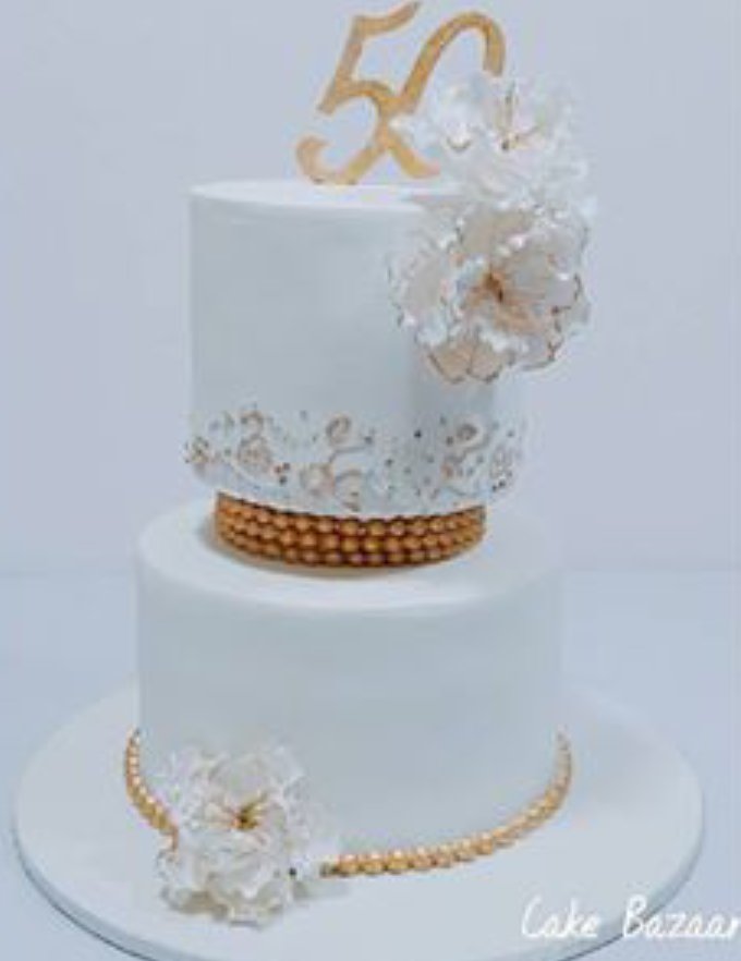 bazaar_cake tweet picture