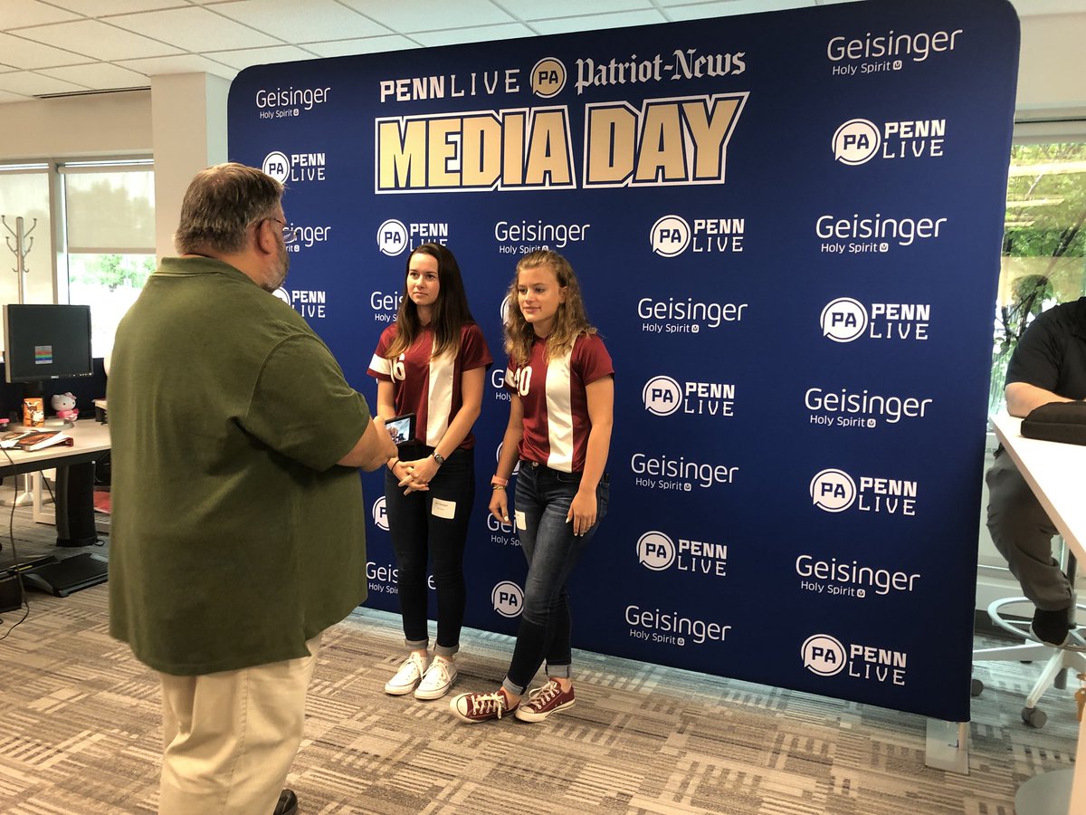 Mkump88's tweet photo. Fun at #PennLiveMediaDay #weoverme 2018.  Let’s go Bulldogs. https://t.co/jIjFRmIeFJ