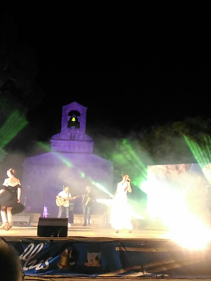 Ballusfestival's tweet photo. Divertimento, emozioni, spensieratezza... tutto questo è #BallusInFesta. State facendo festa insieme a noi?
#ballus2018 #ballus18 https://t.co/Qt3Vcth3TQ