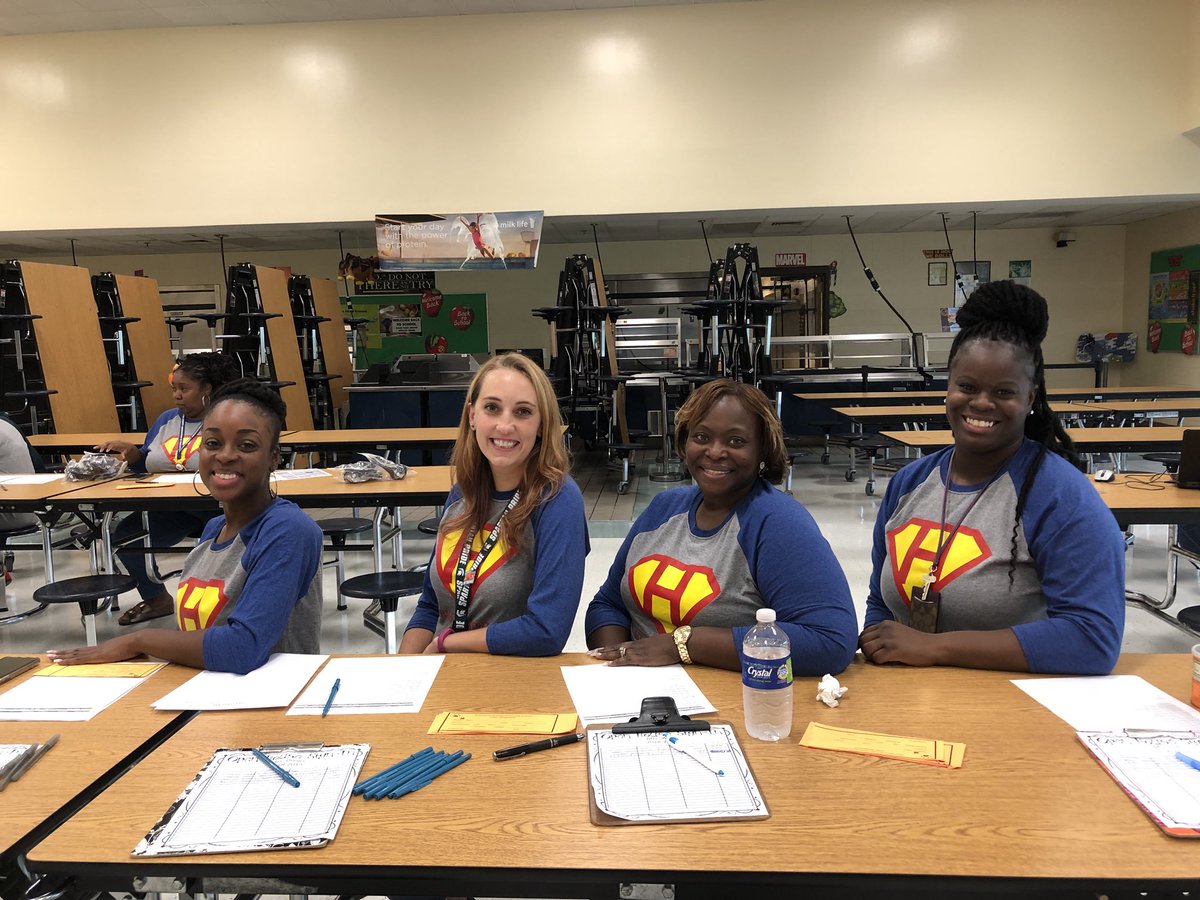 elenagilmoreHES's tweet photo. I can feel the EXCITEMENT in the air. Gearing up for a FANTASTIC year at Heritage Elem with our MARVELOUS STAFF!! @heritagejaguars #changeishappening #ourcommunitycares #goodteachingmatters @BFGaskins https://t.co/FdOLjDU9qM