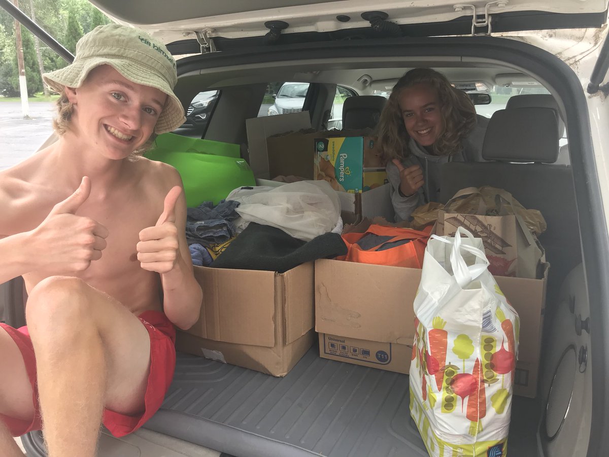 vacpool's tweet photo. Thanks to everyone who donated to our annual charity drive! This car full of donations will make a huge difference! #enjoythepool #enjoythecommunity https://t.co/zGpXde3xRo