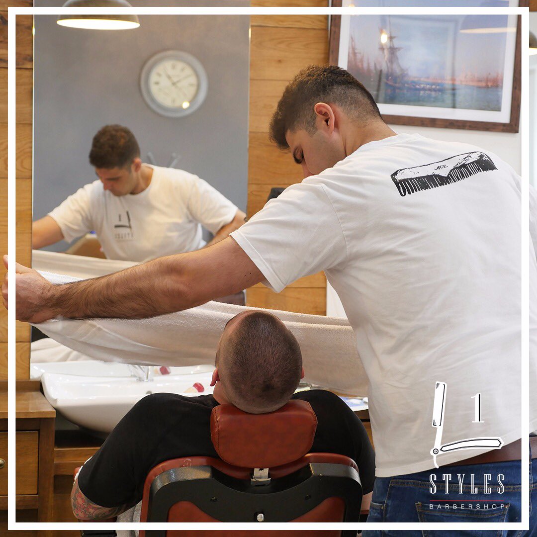 l1stylesbarbers's tweet photo. The start of a very busy weekend 🙏💈 #l1styles #like4like #like4follow https://t.co/Ey6GWkjRuT