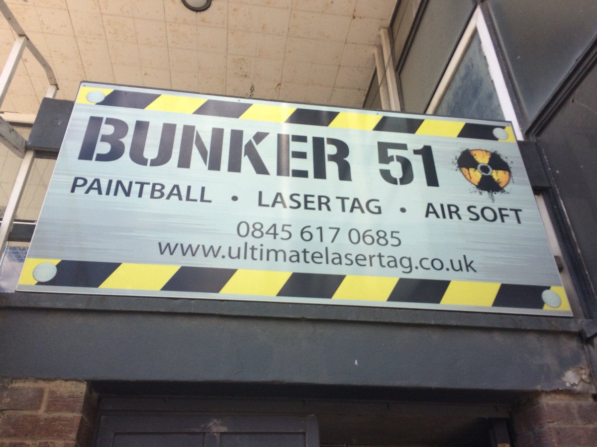 CGL_Lewisham's tweet photo. Our #teamdevelopmentday ended with a team building exercise @bunker51 which was a lot of fun and got everybody working together! https://t.co/gNEE07MBfm