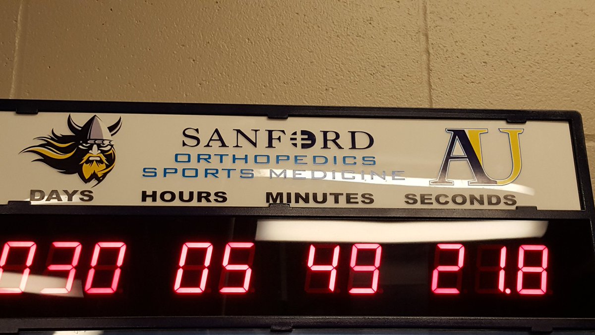 coachscholten's tweet photo. Countdown is on! #30Days #WeAreAU https://t.co/r2oAOQ132A
