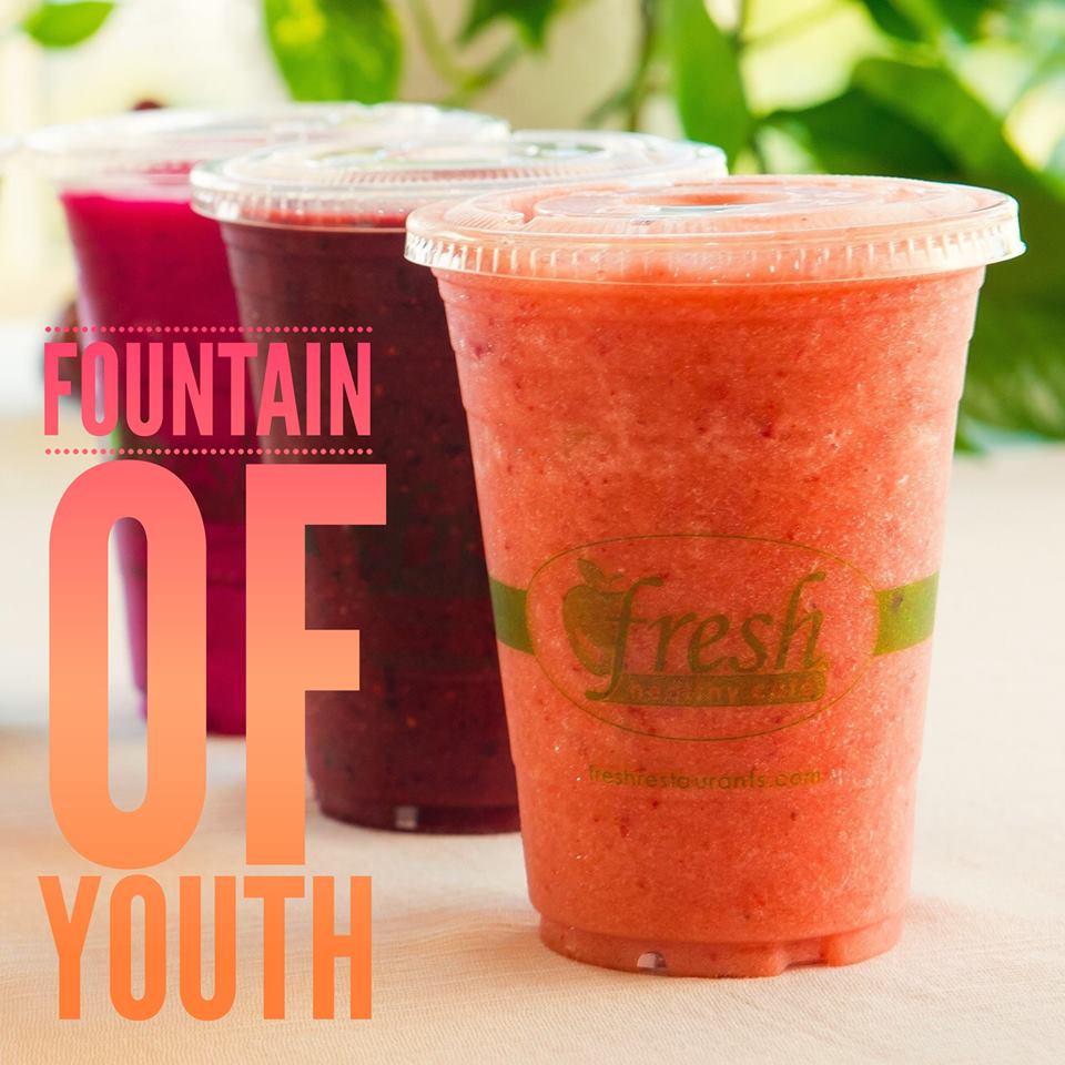 FRESH_cafe's tweet photo. The fountain of youth is said to restore the youth of anyone who drinks or bathes in it. We hope that's true! We're sipping on a Fountain of Youth fresh squeezed juice this #thirstythursday! https://t.co/dQfDKtm8w5