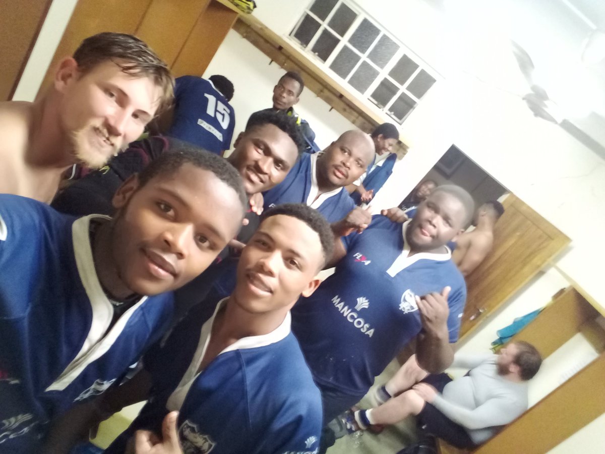 khetphonic's tweet photo. #ShowMeYourSquad ngikhona https://t.co/3xufgxoMtz