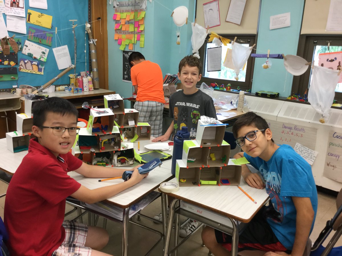 S069r's tweet photo. Mrs. Amitrano's class. #campinvention #myminimansion https://t.co/ZX5mb4ztmD