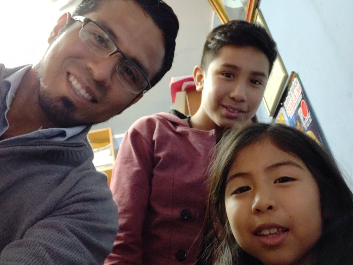 CORPORACIONB's tweet photo. Office day, birthday day, father day, every day.... beautiful life https://t.co/Z9rkPB4d5W