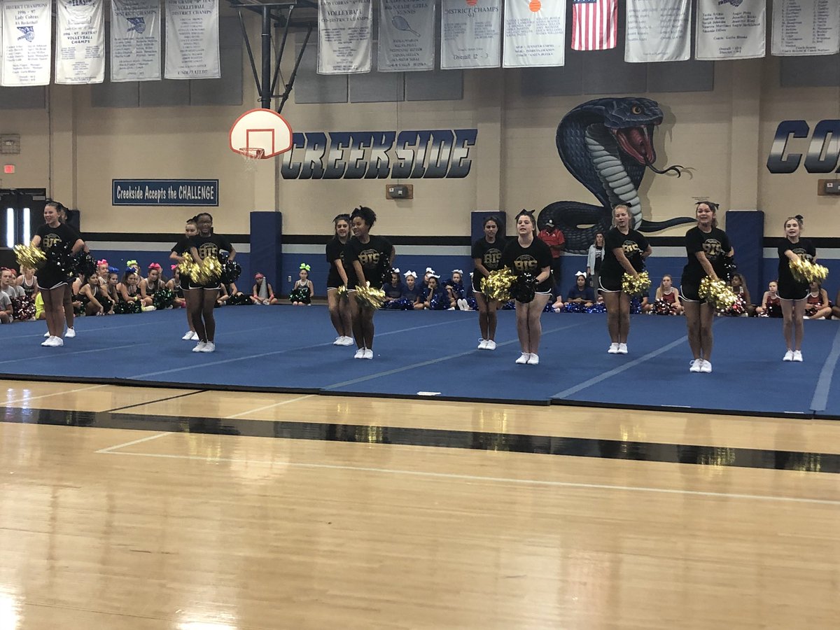 Performance for evaluation at UCA camp. Let’s go bulldogs!!🖤💛  #BIScheer #cheercamp #UCAcamp