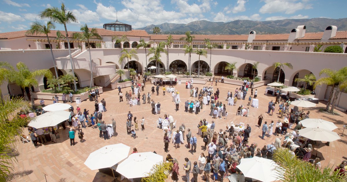 PacificaPost's tweet photo. It's that time again for food, fun, and fellowship at the PGIAA Summer Potluck BBQ, happening Saturday, August 11th. Details:
https://t.co/xH1dWD8jdY
#pacificagraduateinstitute #pacificacommunity #pacificastudents #pacificaalumni #summerpotluck #PGIAA #gradschool #gradschoollife https://t.co/r2OtbRHMLM