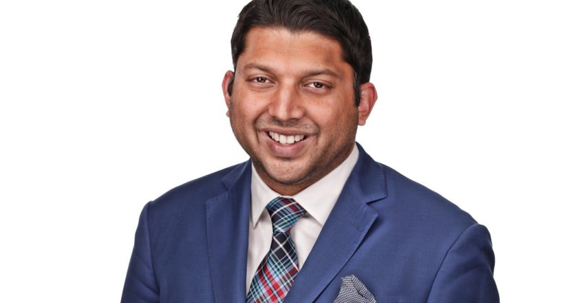 TinaAtElevate's tweet photo. Another day, another endorsement. Thank you George LeMieux for endorsing and supporting #Patel2018, very honored to have you behind @aakashpatel2018 . @Fla_Pol https://t.co/XTViYNpAKa https://t.co/X9OXRpKyUv