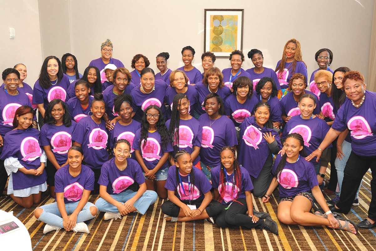 nationalbar's tweet photo. The Women Lawyers Division was all smiles during their annual Respect Yourself Mentoring Program at #NBA93 !! https://t.co/ZBlVWoRI6l