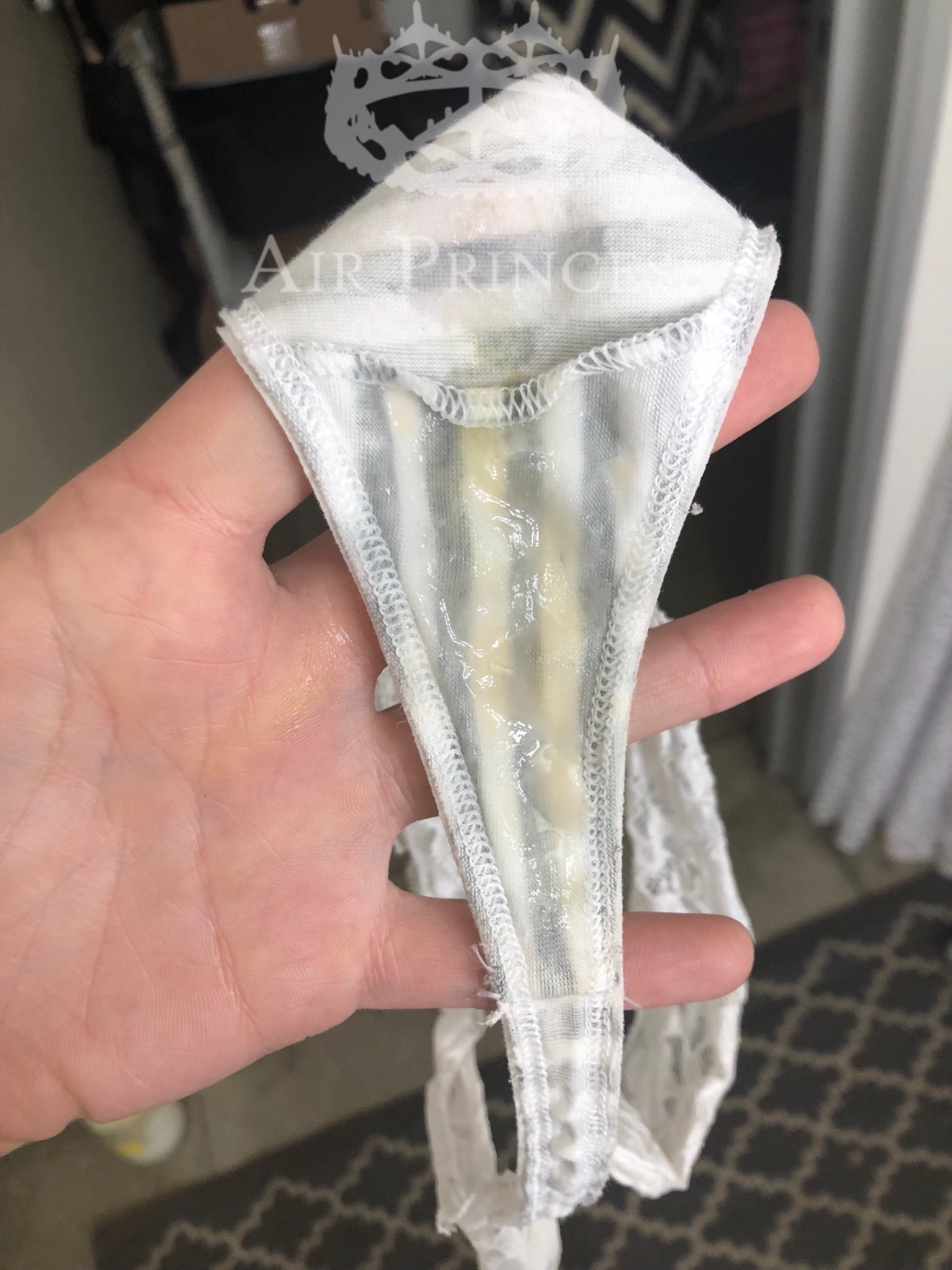 Air Princess na platformě X: „👑 buy yesterday's panties at  https://t.co/wPl4kwVq8M https://t.co/7Bbgam1Rhr“ / X