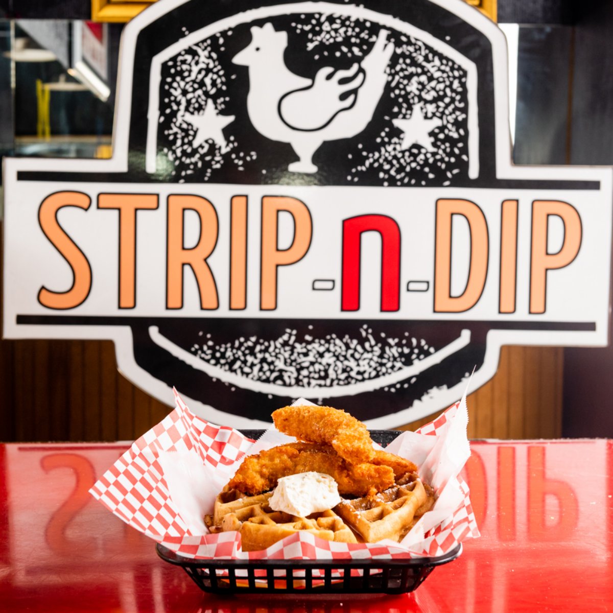 Strip N Dip Chicken Strips tweet media