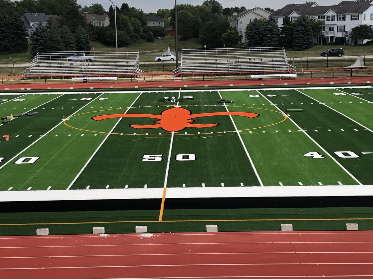STCEathletics's tweet photo. ⚜️✅ #FluerDiLis #SaintsTurf #TurfUpdate #SaintsPride https://t.co/f2mWcIVYSU