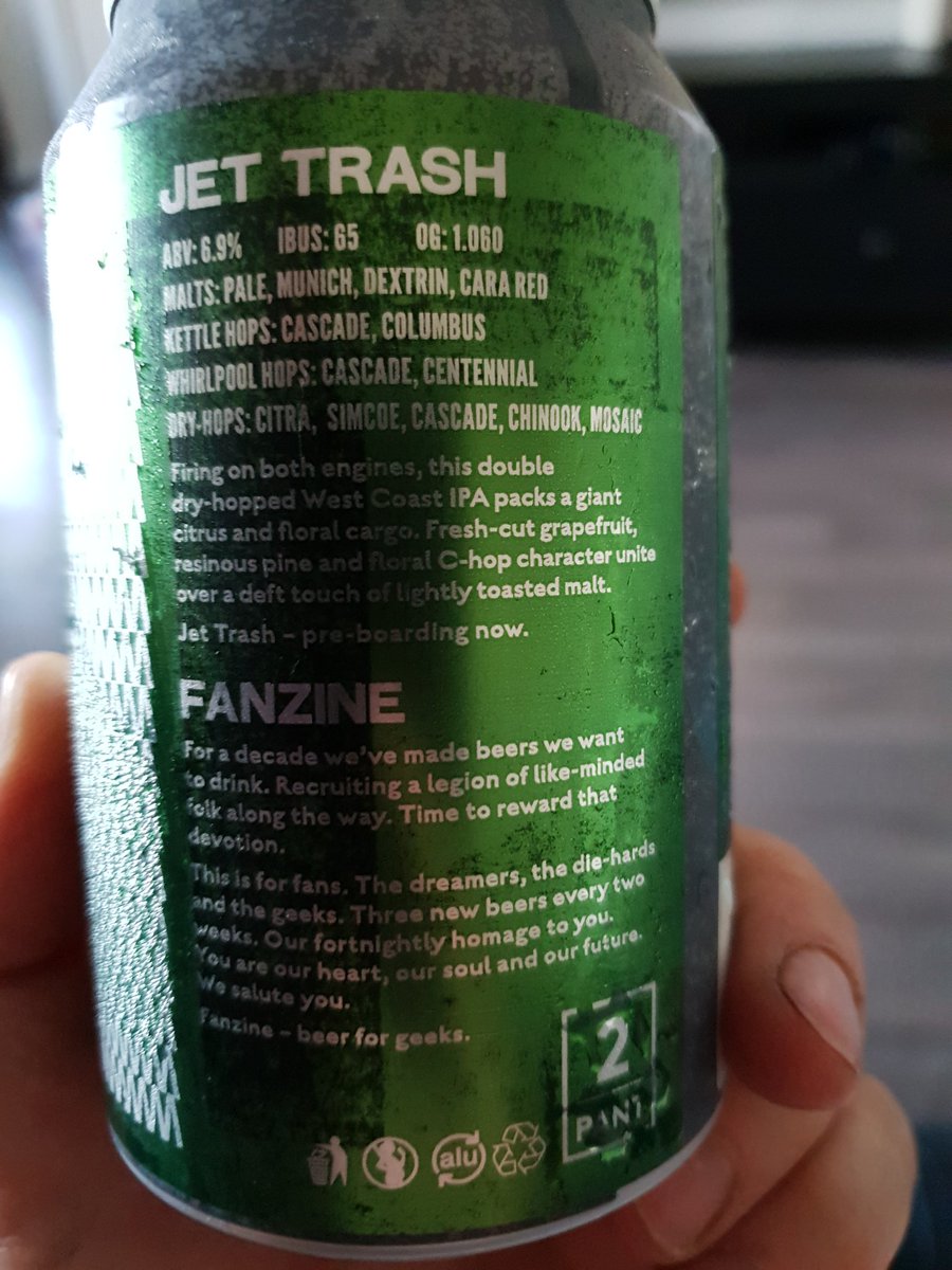 GasmanBrookes's tweet photo. @BrewDog #JetTrash NOW THIS IS RIGHT UP MY STREET. Quite a strong taste to it but just exactly what I expect from an IPA. 8/10 #IPA #WestCoast #fanzine #CraftBeer #ThursdayDrinks https://t.co/Ulb1QSwCBK