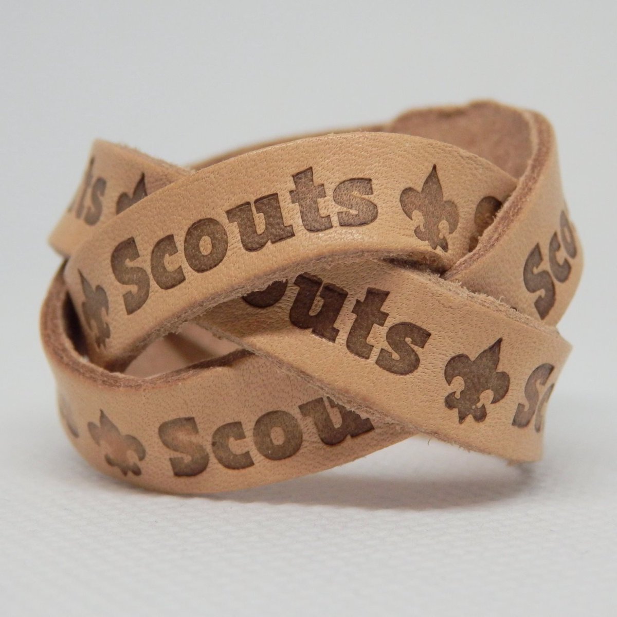 ValhallaWoggles's tweet photo. Now Available! Plaited Leather Scout Woggles π
https://t.co/vqymJeZTZh
#ScoutWoggles #Scouting #ScoutUniform #ScoutsUK #Woggles #ScoutingUK #ScoutWoggle https://t.co/mJMCvNNHuP