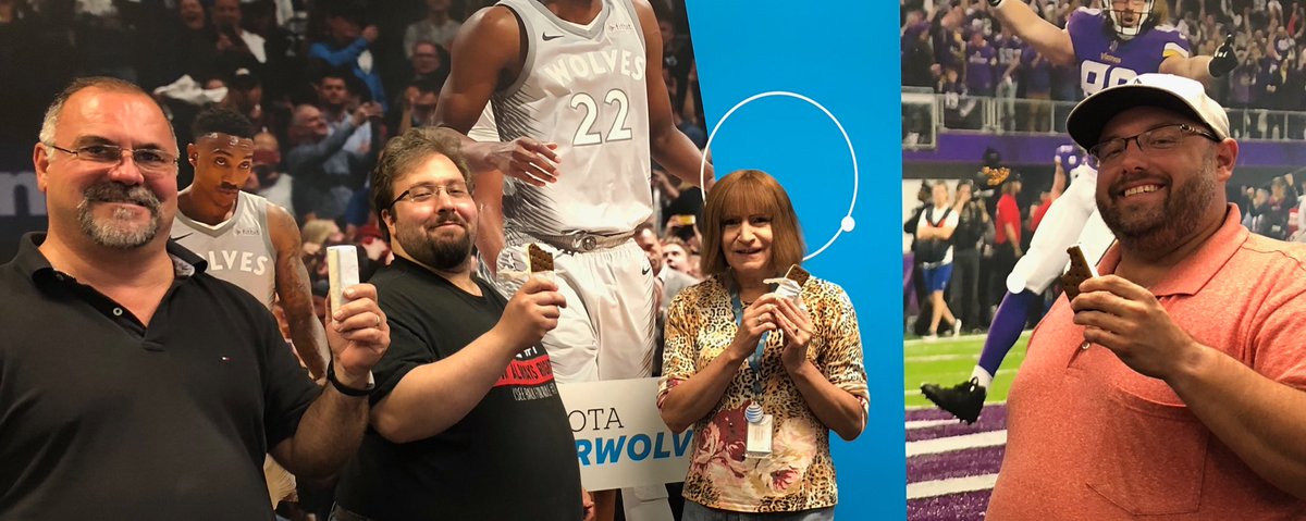 ContraryPanda89's tweet photo. Taking a moment to stay cool during Peak Season with Ice Cream Sandwiches! Yum! #MDUnique #lifeatatt #HowBiZaerr #TUGGLENATION https://t.co/PpgY6iZcLB