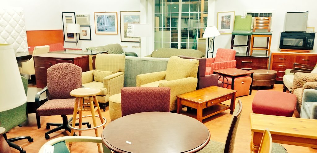 Eric Calderon On Twitter Getting Some Liquidated Hotel Furniture