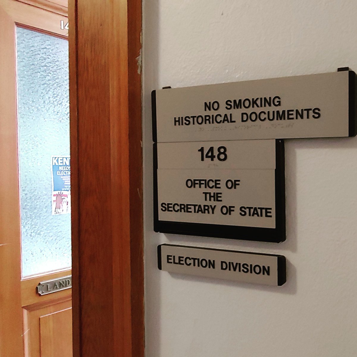 Useful Historian tweet media