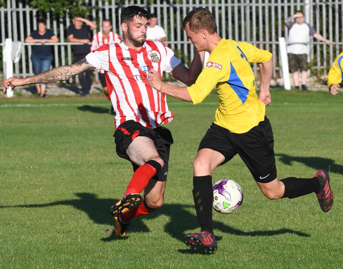 Album friendly  #Rochdale @SacredHeartFC  v @RadcliffeFCRes on link: gordonmarino.smugmug.com/Rochdale-Sacre… @NonLeaguePaper @TonyIncenzo @NonLeagueCrowd @OneTwoZine @NonLeagueFeed @TheNonLeagueMag  @ReviewNonLeague @NonLeagueBall @THEMCRFL