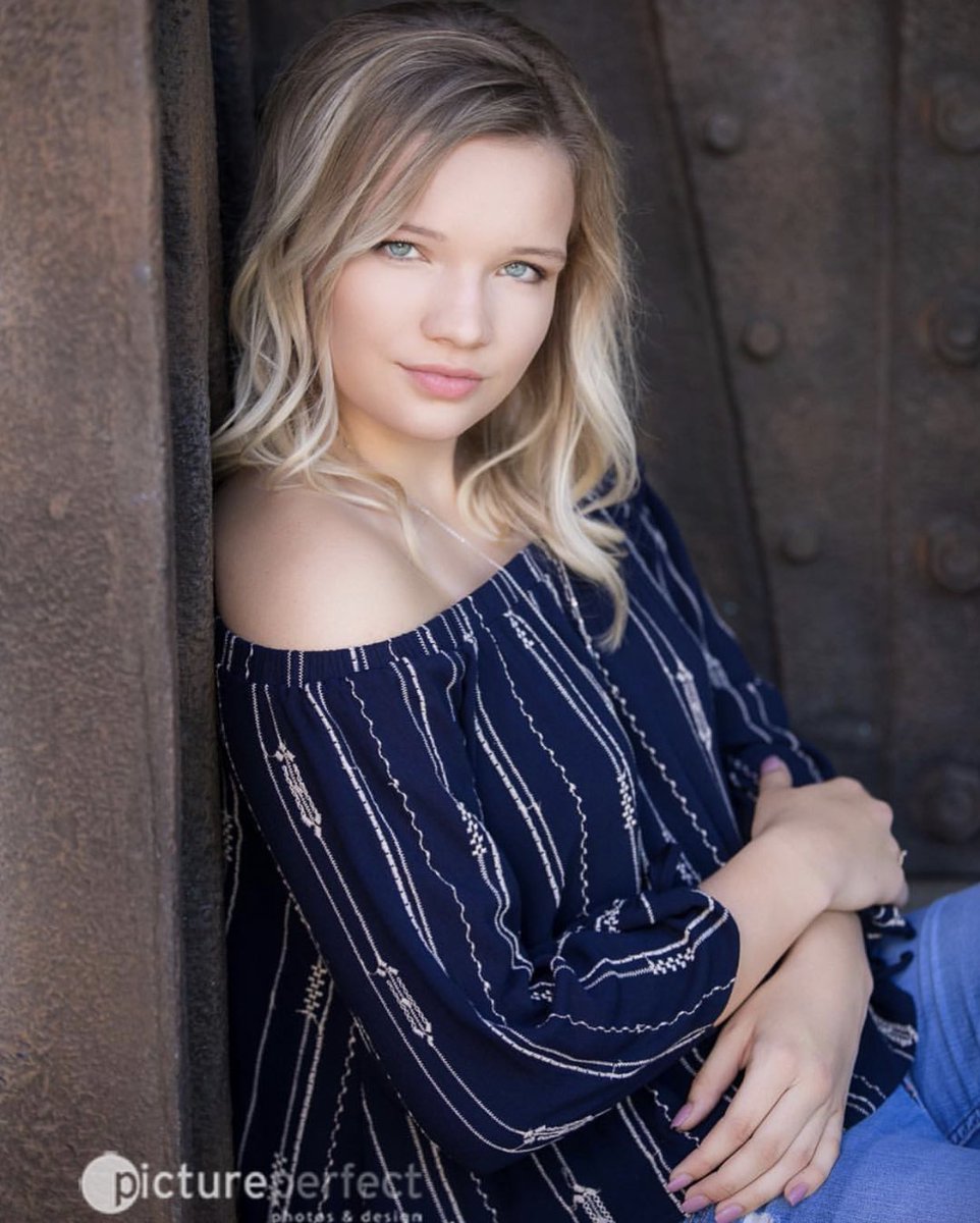 yourpicperfect's tweet photo. @memma678 looks gorgeous, have you scheduled your senior pictures yet? #pictureperfectcrew #2019models https://t.co/SDlT3HYsim
