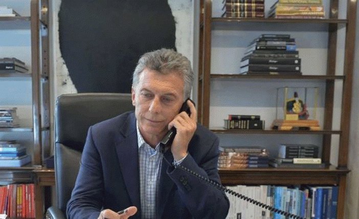 infolitica's tweet photo. #MacriTips contra el Ajuste: “Caminen buscando los mejores precios”
https://t.co/TgHvjIWT3q https://t.co/SzzEvFEX3H