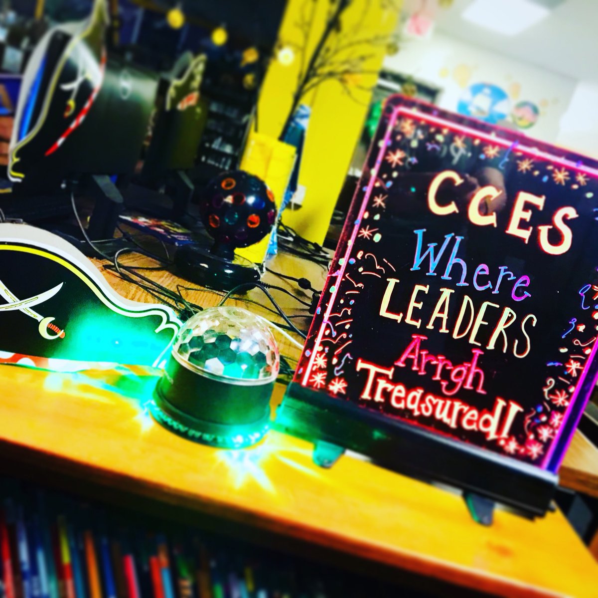 ParsonAndrea's tweet photo. Creating magic in the library at CCES! #makeithappen #KidsDeserveIt #Wildcard https://t.co/lR8MSWz9Ag