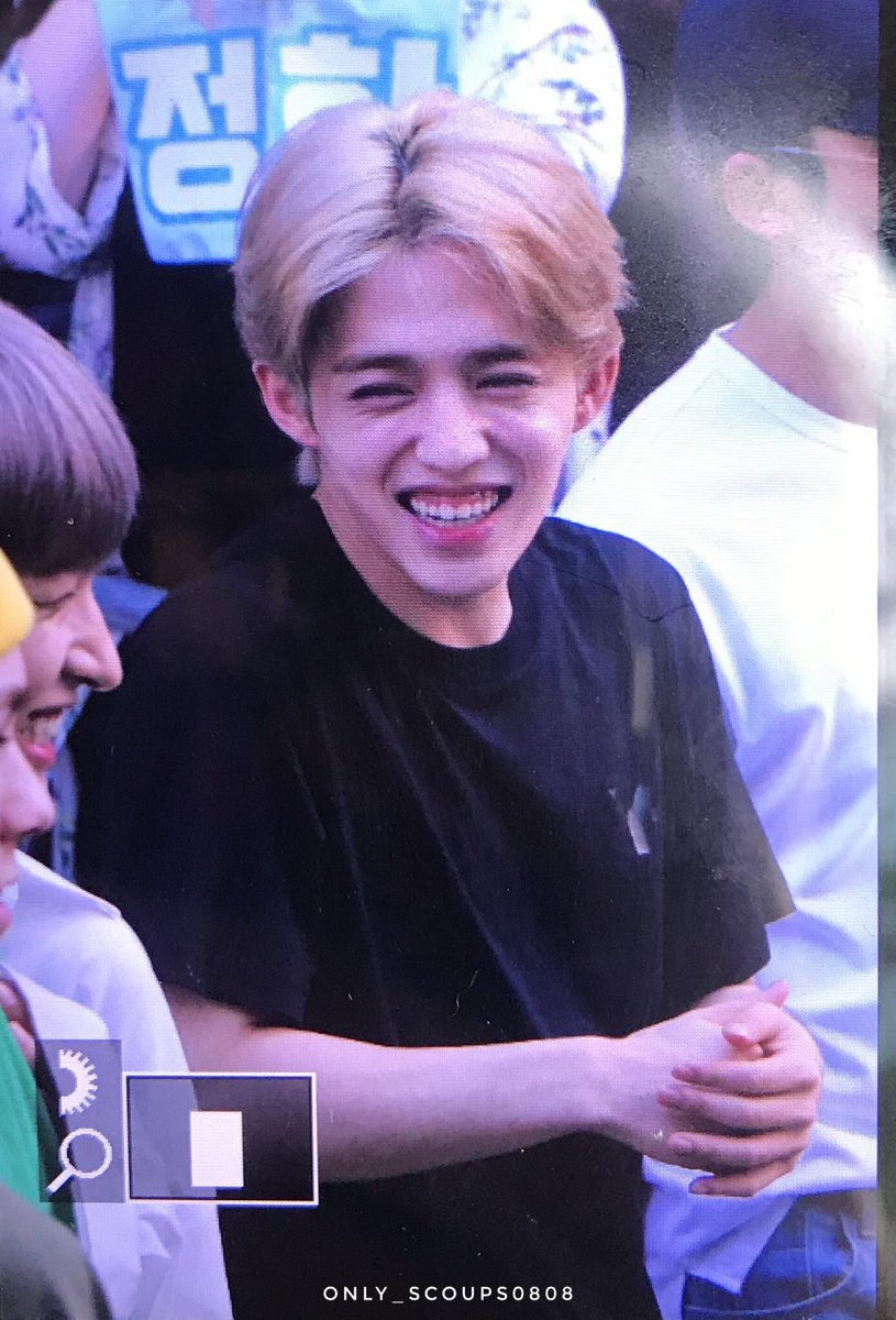 cheol looks so happy uwu he’s all smiley,, this is truly the best concept ever !!!!